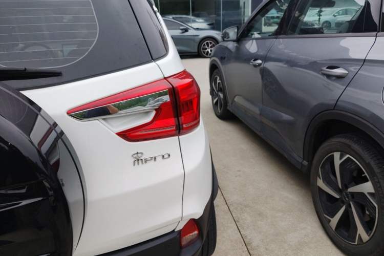 Used BYD Yuan Pro 2023 401 km Deluxe Version Right Rear Taillight
