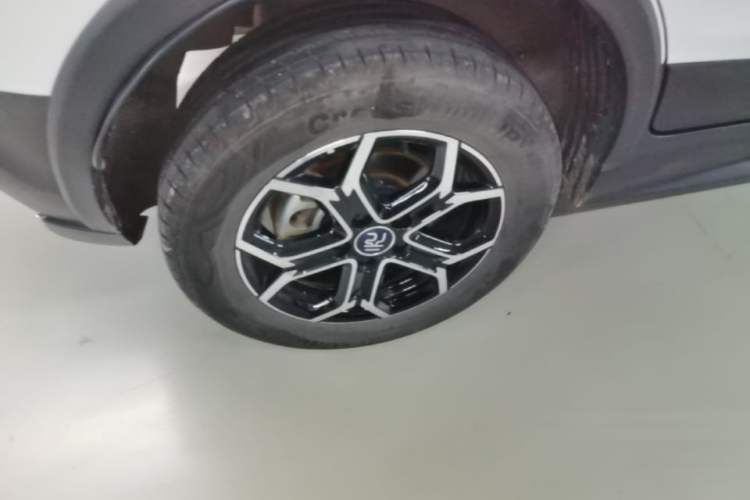 Used BYD Yuan Pro 2023 401 km Deluxe Version Right Rear Wheel Hub