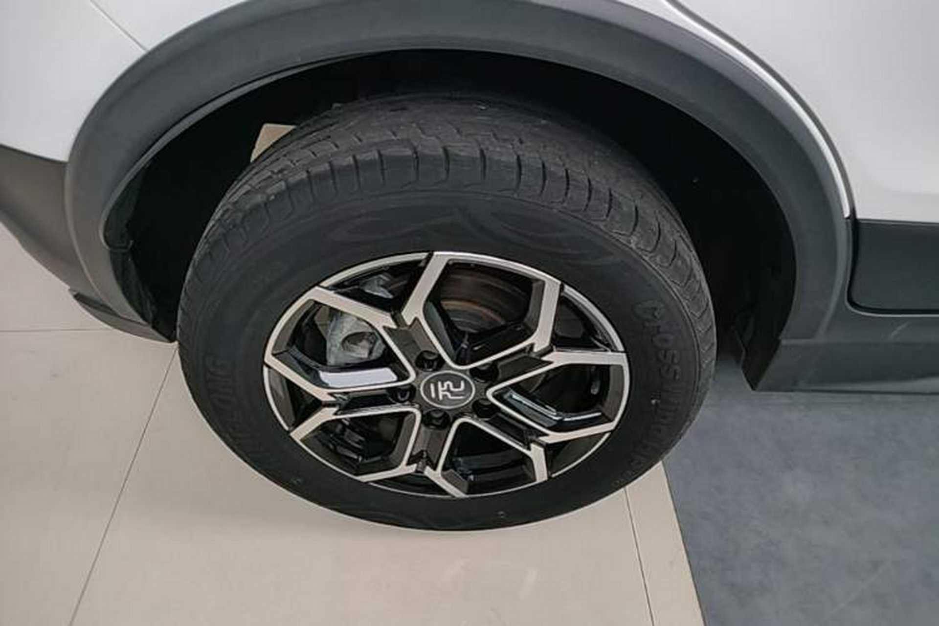 Used BYD Yuan Pro 2023 401KM Luxury Version Right Rear Wheel Hub