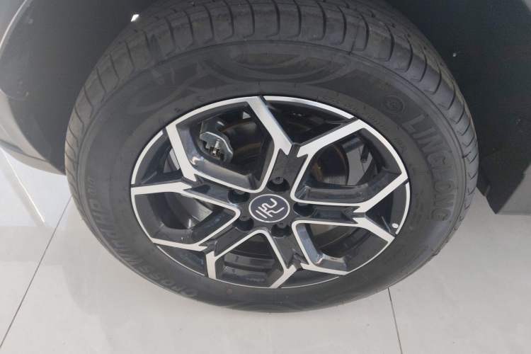Used BYD Yuan Pro 2023 401 km Deluxe Version Right Rear Wheel Hub