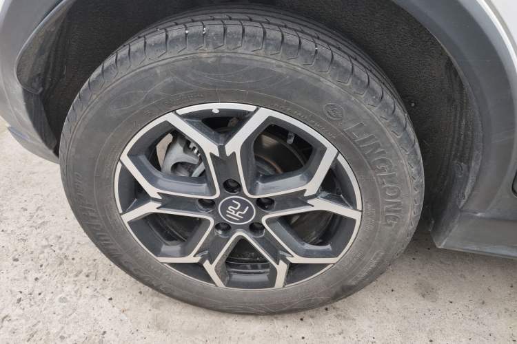 Used BYD Yuan Pro 2023 401KM Luxury Version Right Rear Wheel Hub