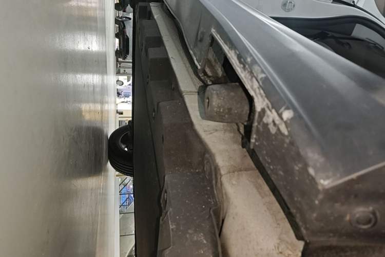 Used BYD Yuan Pro 2023 401KM Luxury Version Right Side Sill