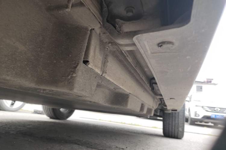 Used BYD Yuan Pro 2023 401KM Luxury Version Right Side Sill