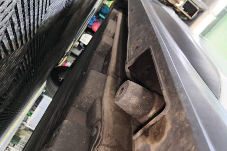 Used BYD Yuan Pro 2023 401 km Deluxe Version Right Side Sill