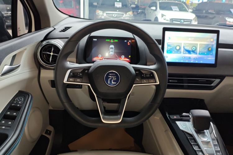 Used BYD Yuan Pro 2023 401KM Luxury Version Steering Wheel