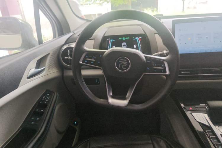 Used BYD Yuan Pro 2023 401 km Deluxe Version Steering Wheel