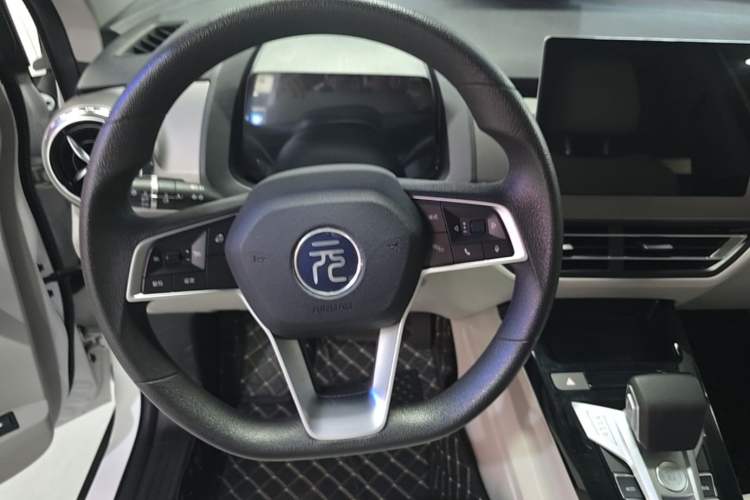 Used BYD Yuan Pro 2023 401KM Luxury Version Steering Wheel