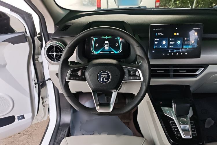 Used BYD Yuan Pro 2023 401 km Deluxe Version Steering Wheel
