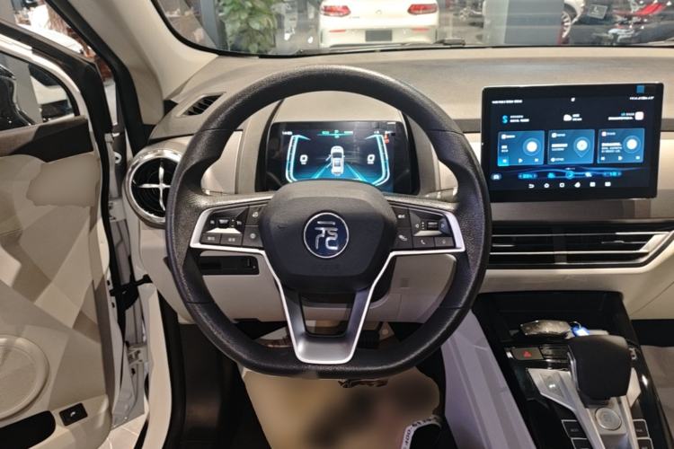 Used BYD Yuan Pro 2023 401 km Deluxe Version Steering Wheel