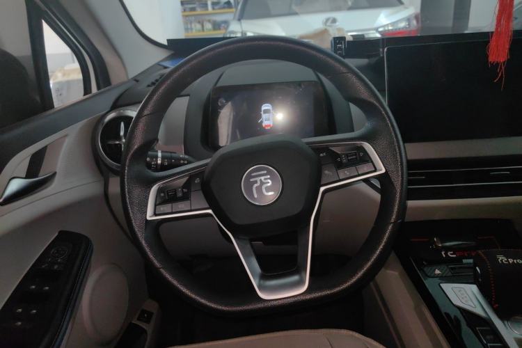 Used BYD Yuan Pro 2023 401KM Luxury Version Steering Wheel