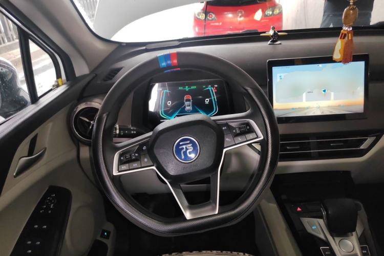Used BYD Yuan Pro 2023 401 km Deluxe Version Steering Wheel