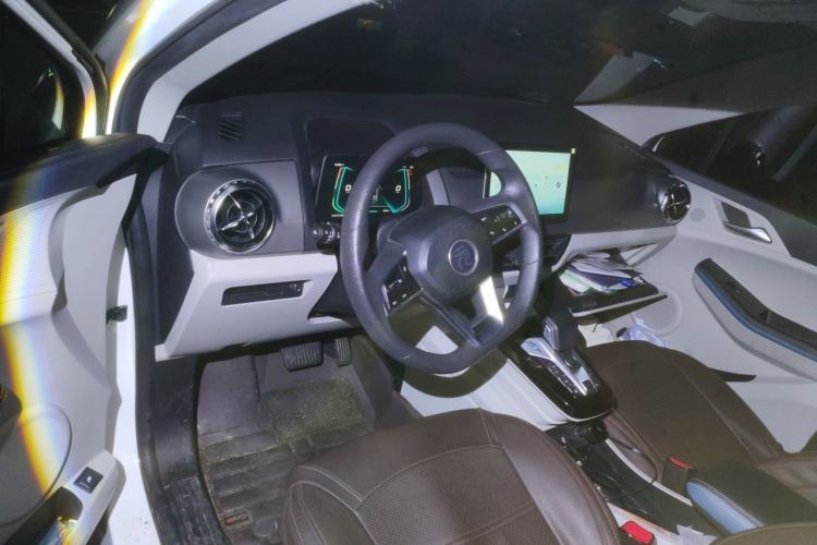 Used BYD Yuan Pro 2023 401KM Luxury Version Steering Wheel