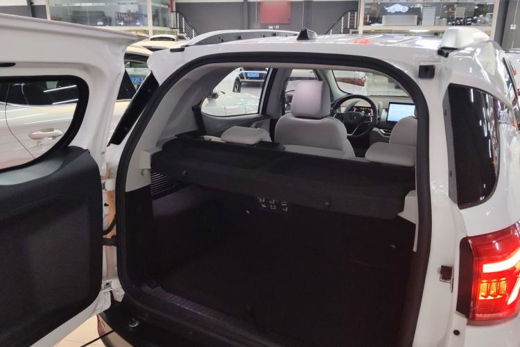 Used BYD Yuan Pro 2023 401 km Deluxe Version Trunk