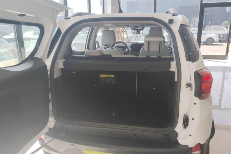Used BYD Yuan Pro 2023 401 km Deluxe Version Trunk