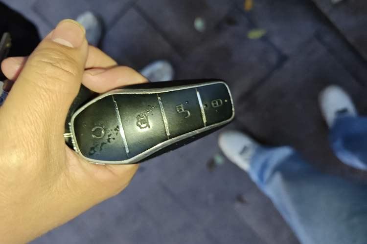Used BYD Yuan Pro 2023 401KM Luxury Version Vehicle Key