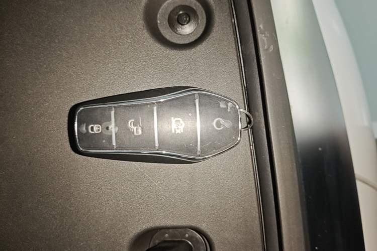 Used BYD Yuan Pro 2023 401KM Luxury Version Vehicle Key