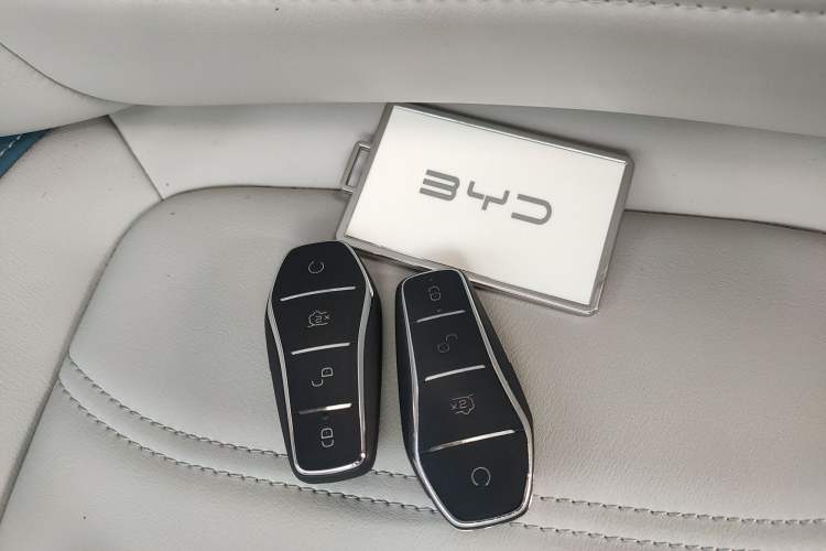 Used BYD Yuan Pro 2023 401KM Luxury Version Vehicle Key