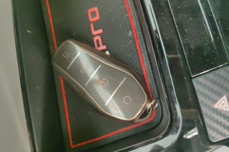 Used BYD Yuan Pro 2023 401KM Luxury Version Vehicle Key