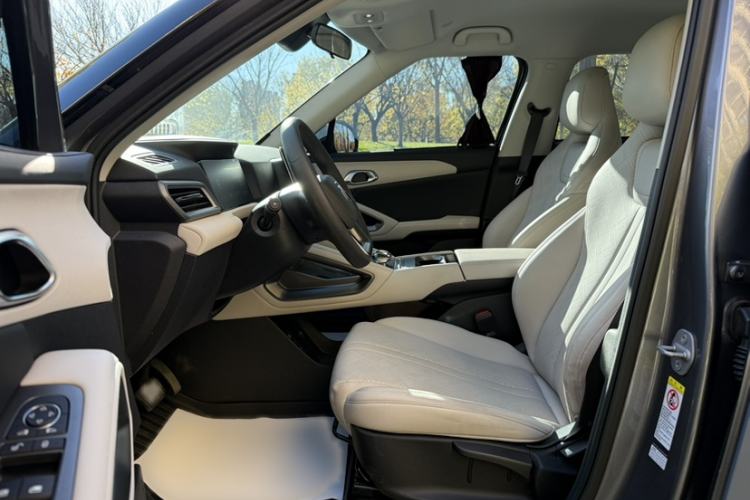 Used BYD Yuan UP 2024 401 km Active Version Interior 2