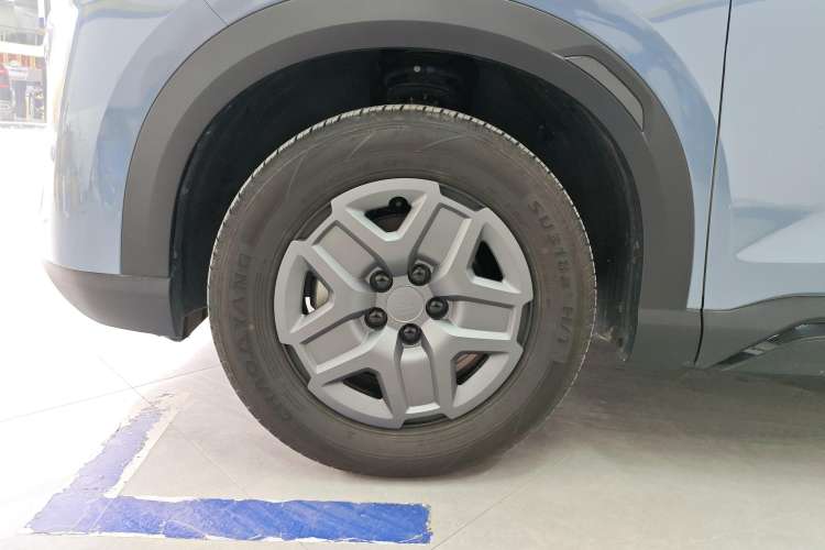Used BYD Yuan UP 2024 401 km Active Version Left Front Wheel Hub