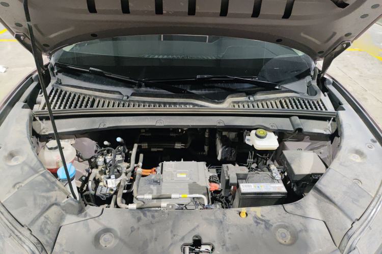 Used BYD Yuan UP 2024 401KM Leading Edition Engine Bay