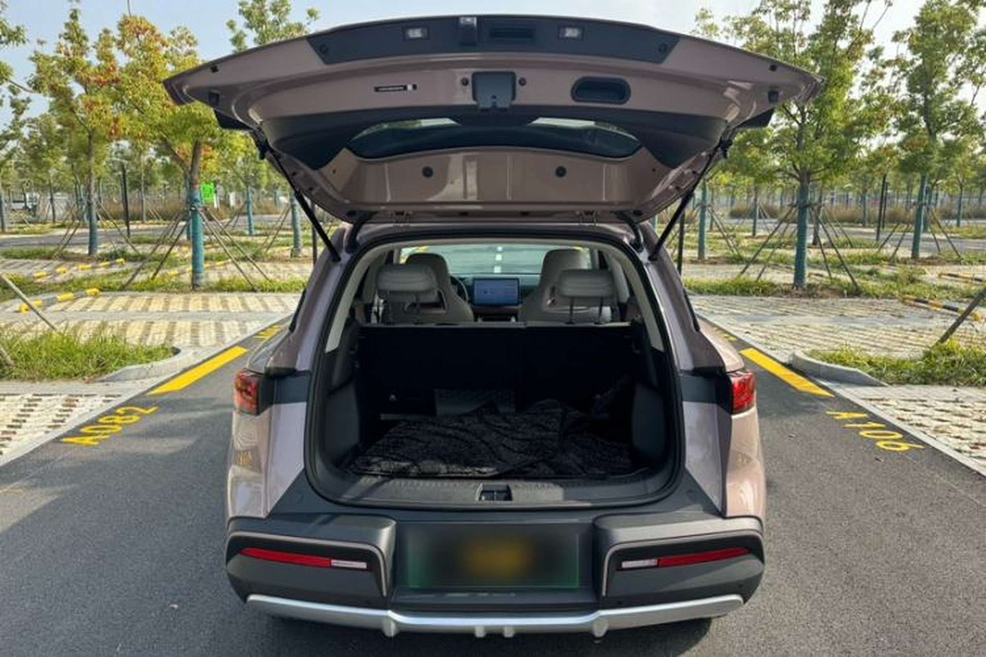 Used BYD Yuan UP 2024 401KM Leading Edition Trunk