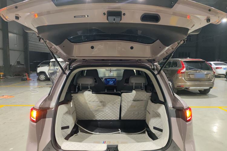 Used BYD Yuan UP 2024 401KM Leading Edition Trunk