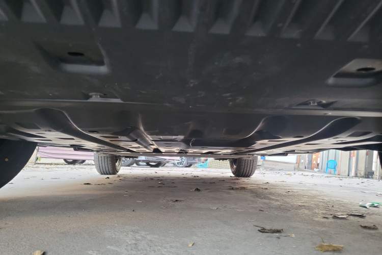 Used BYD Yuan UP 2025 Intelligent Driving Version 401 KM Dynamic Edition Chassis Front