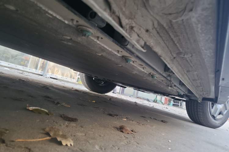 Used BYD Yuan UP 2025 Intelligent Driving Version 401 KM Dynamic Edition Chassis Rear Right