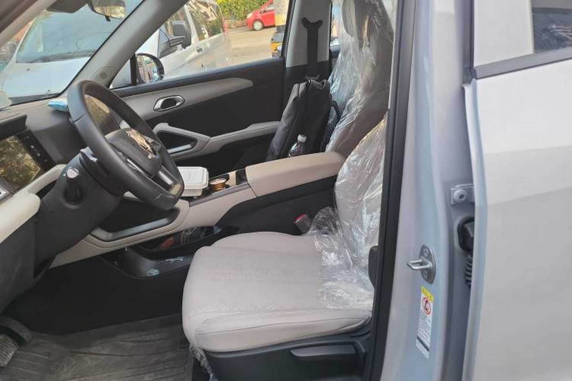 Used BYD Yuan UP 2025 Intelligent Driving Version 401 KM Dynamic Edition Left Front Seat