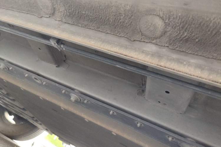 Used BYD Yuan UP 2024 301KM Leading Edition Chassis Front Left