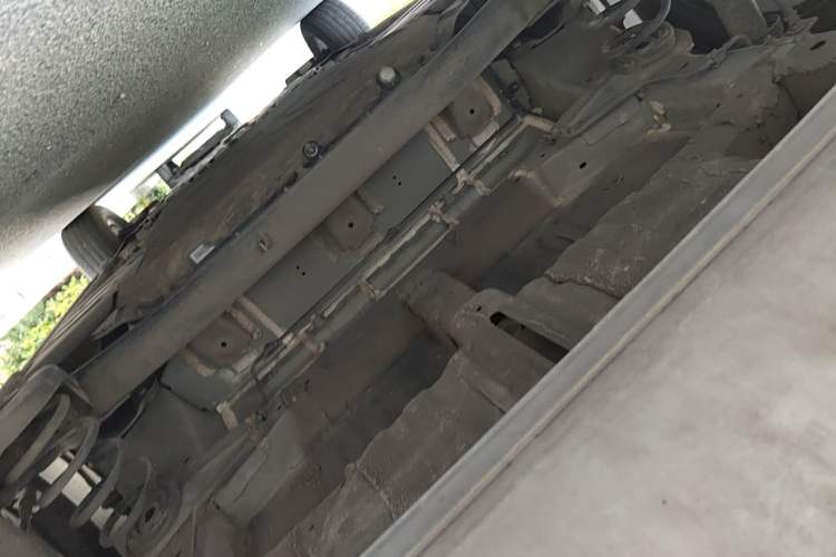 Used BYD Yuan UP 2024 301KM Leading Edition Chassis Rear