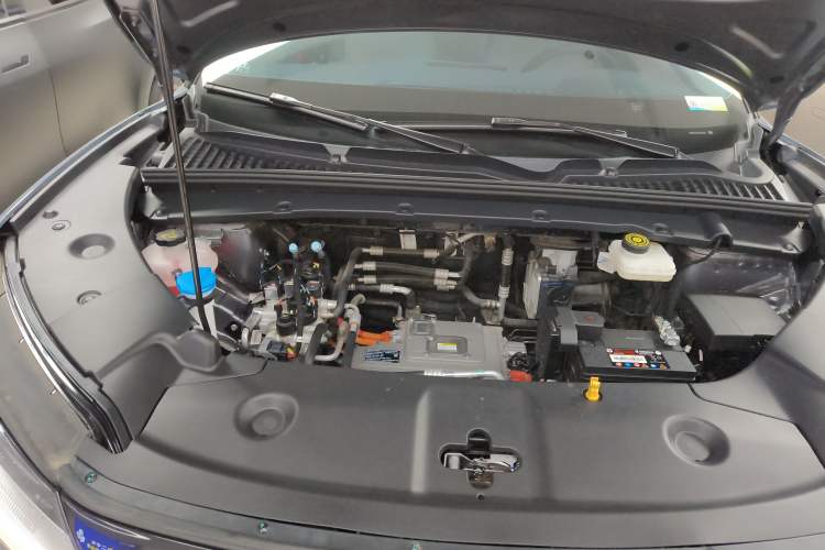 Used BYD Yuan UP 2024 401 km Active Version Engine Bay
