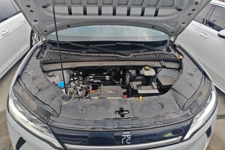 Used BYD Yuan UP 2024 401KM Leading Edition Engine Bay