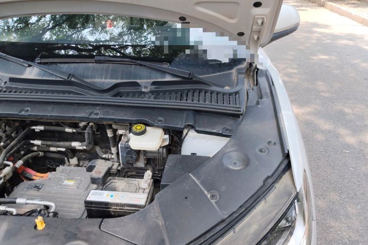 Used BYD Yuan UP 2024 401 km Active Version Engine Bay Left