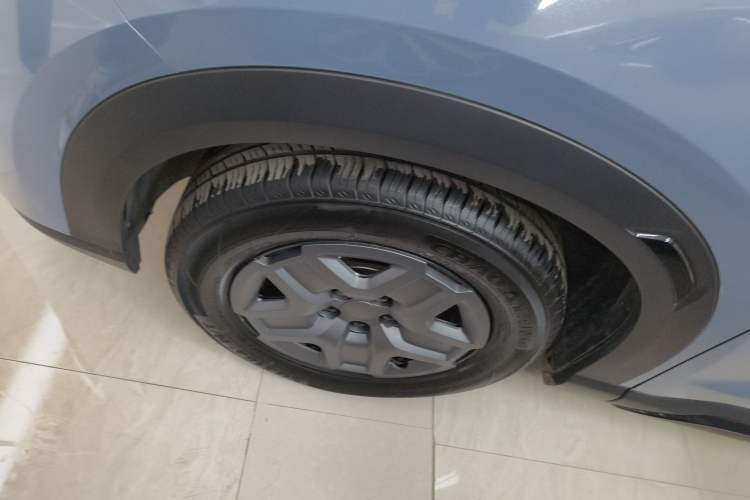 Used BYD Yuan UP 2024 401 km Active Version Exterior 3