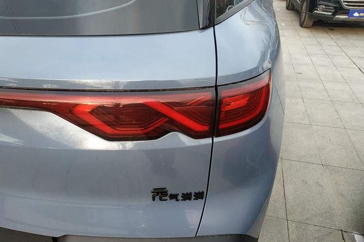 Used BYD Yuan UP 2024 401 km Active Version Exterior 3