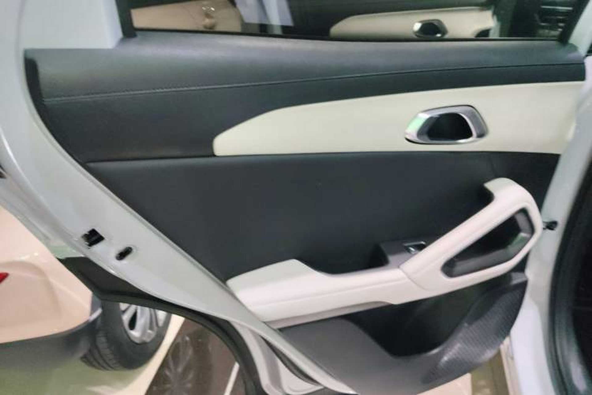Used BYD Yuan UP 2024 401 km Active Version Interior 6