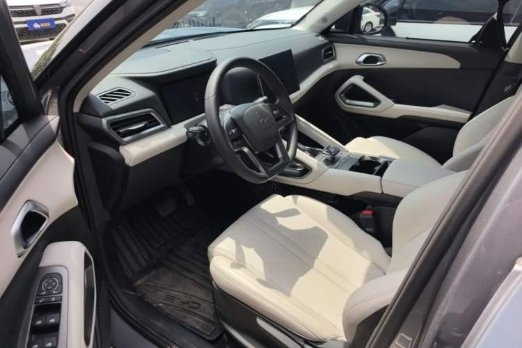 Used BYD Yuan UP 2024 401 km Active Version Left Front Seat