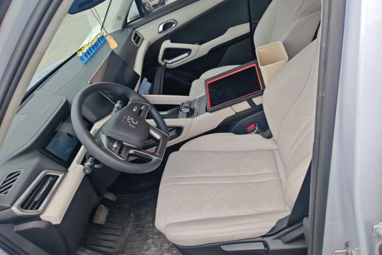 Used BYD Yuan UP 2024 401KM Leading Edition Left Front Seat