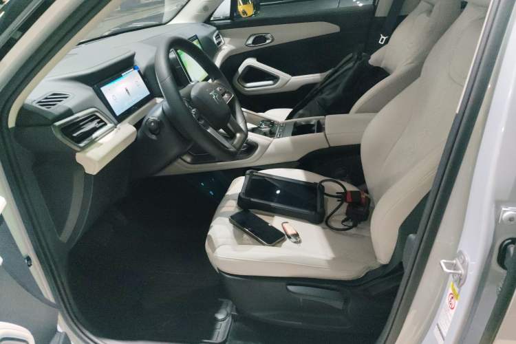 Used BYD Yuan UP 2024 401 km Active Version Left Front Seat