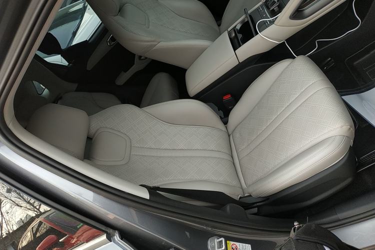 Used BYD Yuan UP 2024 401 km Active Version Right Front Seat