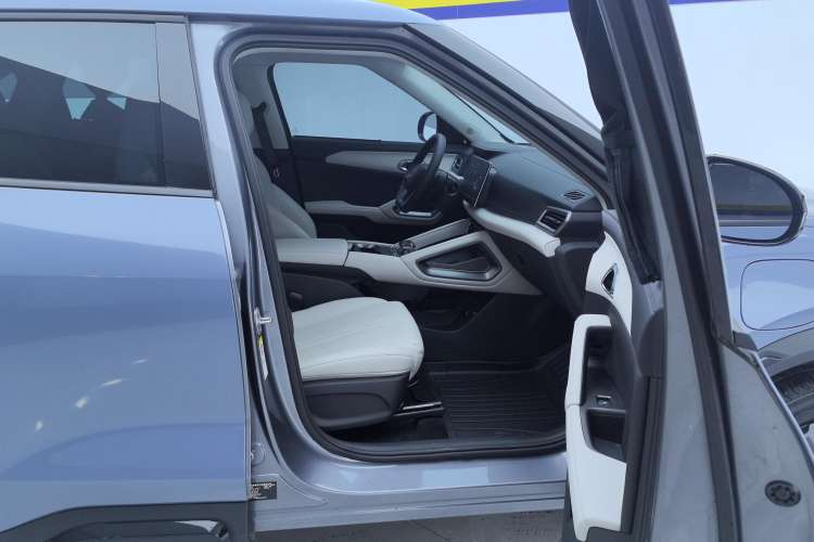 Used BYD Yuan UP 2024 401 km Active Version Right Front Seat