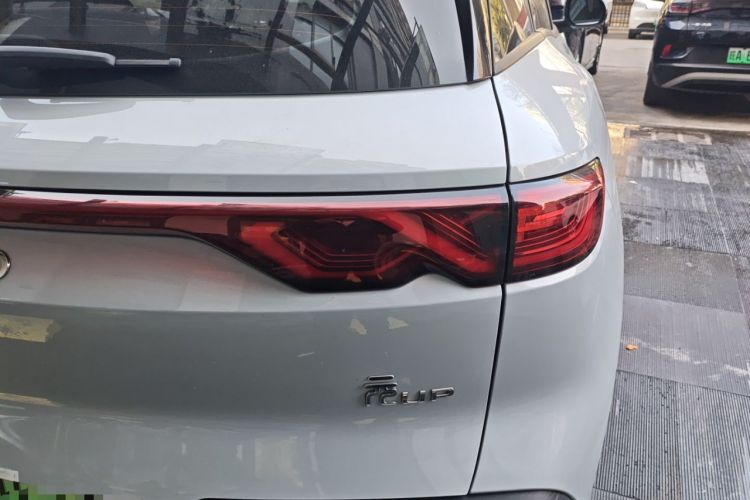Used BYD Yuan UP 2024 401KM Leading Edition Right Rear Taillight