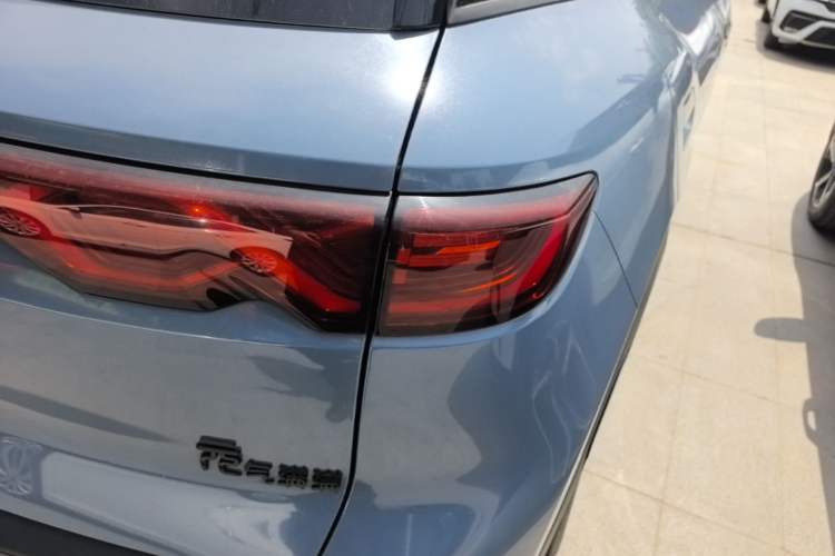 Used BYD Yuan UP 2024 401 km Active Version Right Rear Taillight