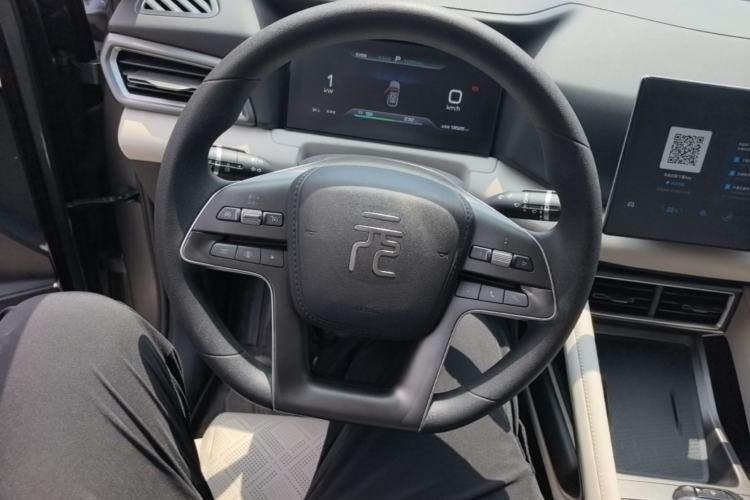 Used BYD Yuan UP 2024 401 km Active Version Steering Wheel