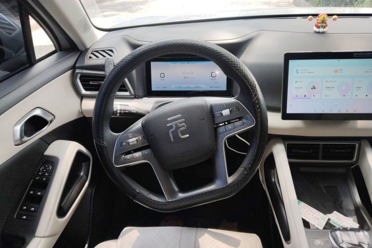 Used BYD Yuan UP 2024 401 km Active Version Steering Wheel