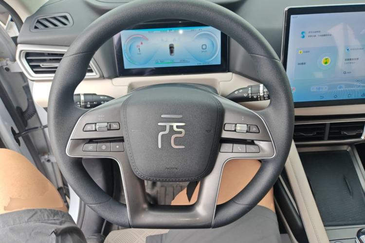 Used BYD Yuan UP 2024 401KM Leading Edition Steering Wheel