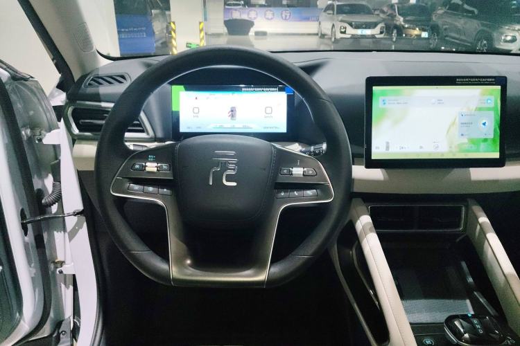 Used BYD Yuan UP 2024 401 km Active Version Steering Wheel