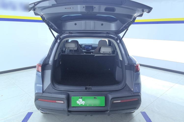 Used BYD Yuan UP 2024 401 km Active Version Trunk